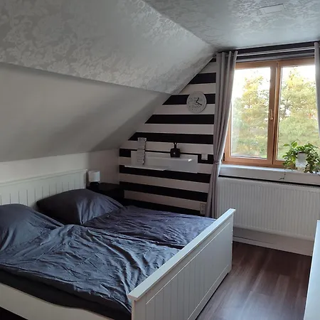 Einzigartiges Haus Mit Pool Grossem Garten Und Kamin Pansiyon *